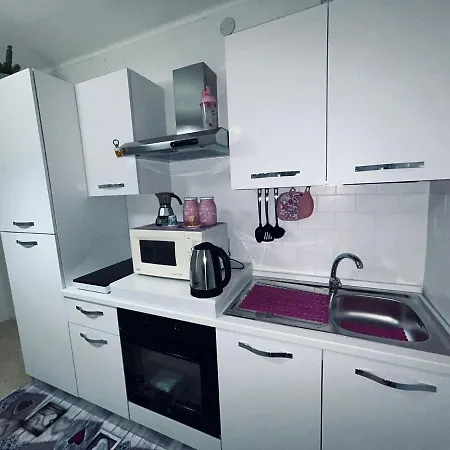 Rose's House * Bari